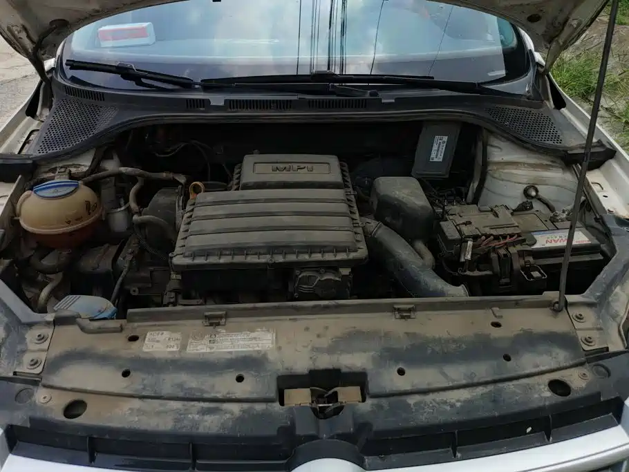 Volkswagen Santana — миниатюра 10