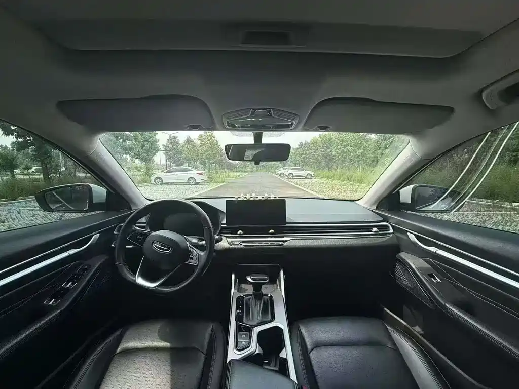 Geely Emgrand — миниатюра 8