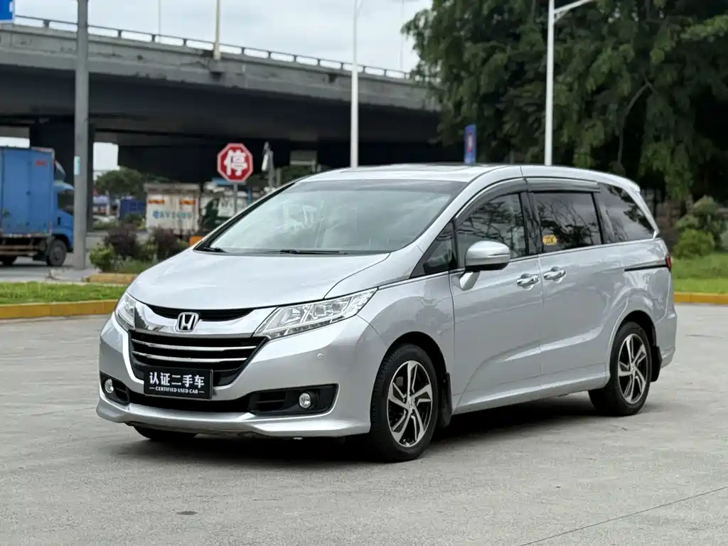 Купить Honda Odyssey