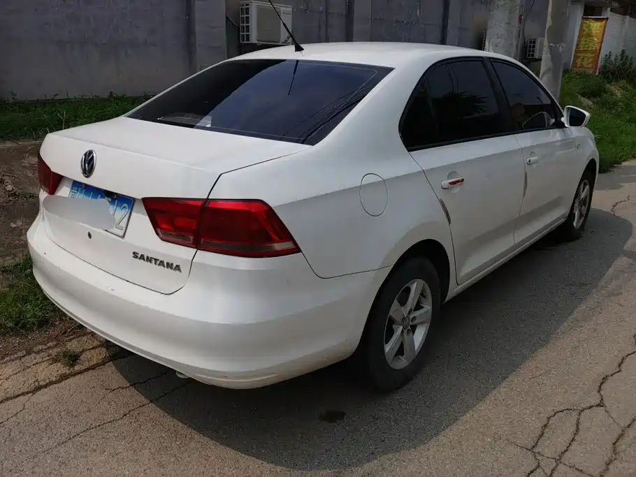 Volkswagen Santana — миниатюра 3