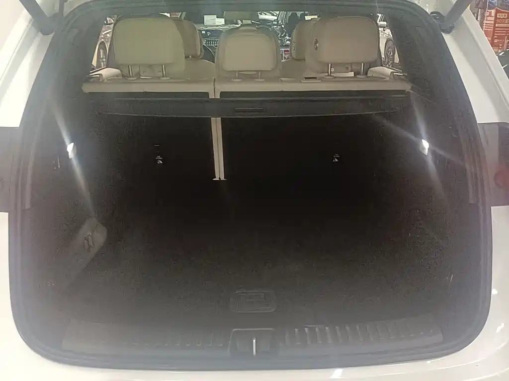 Li Auto Li L6 — миниатюра 5