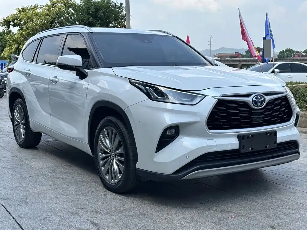 Toyota Highlander — миниатюра 3