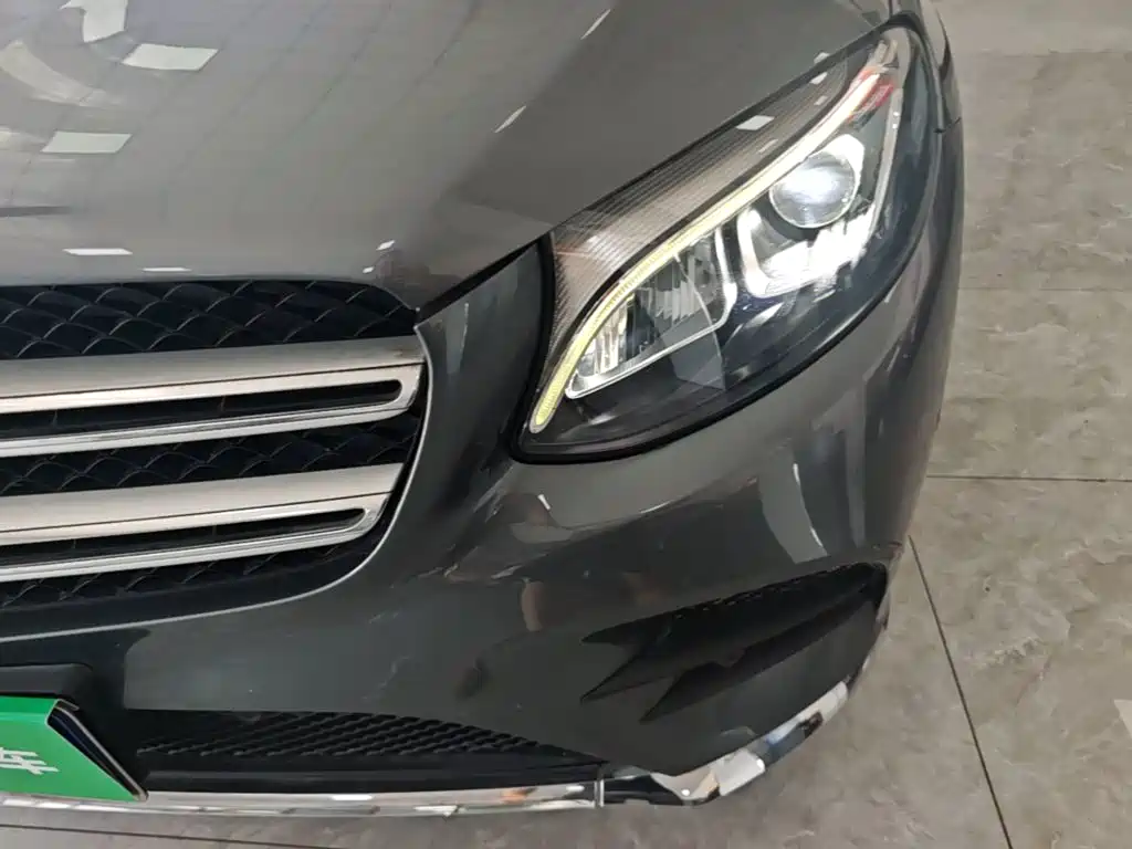 Mercedes-Benz GLC — миниатюра 24