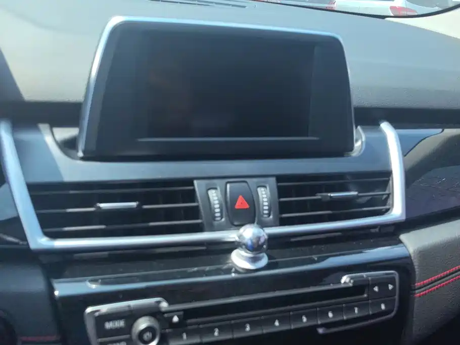 BMW 2 Series Gran Tourer — миниатюра 13