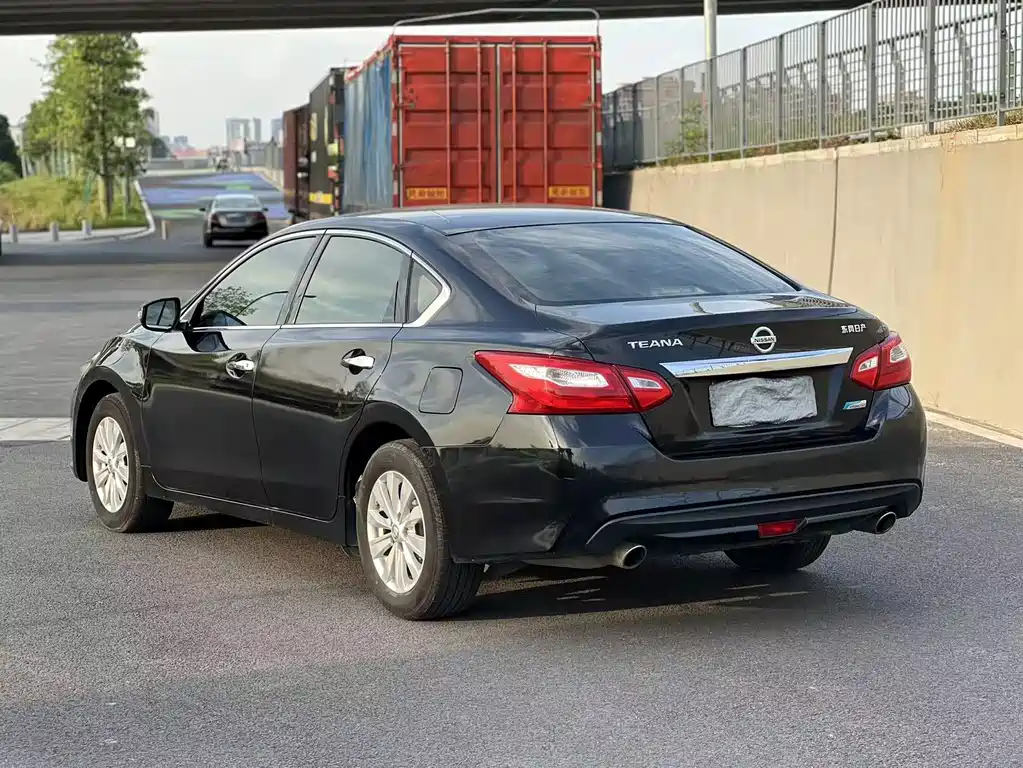 Nissan Altima 2016 2.0L XE Fashion