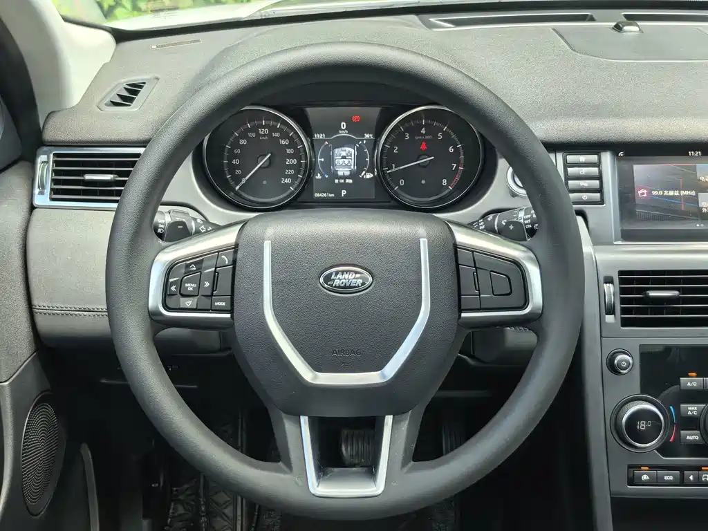 Land Rover Discovery Sport — миниатюра 7