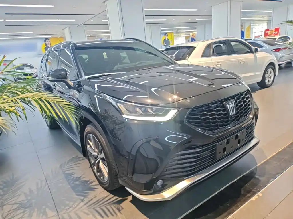 Toyota Crown Kluger — миниатюра 4