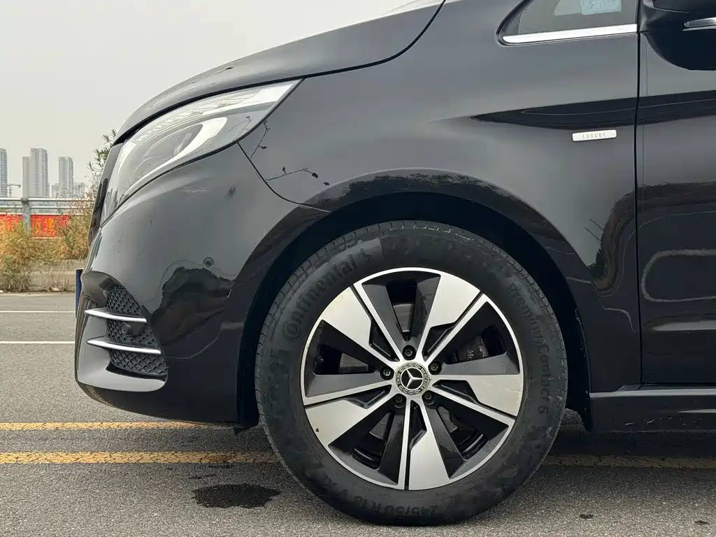 Mercedes-Benz V-Class — миниатюра 6