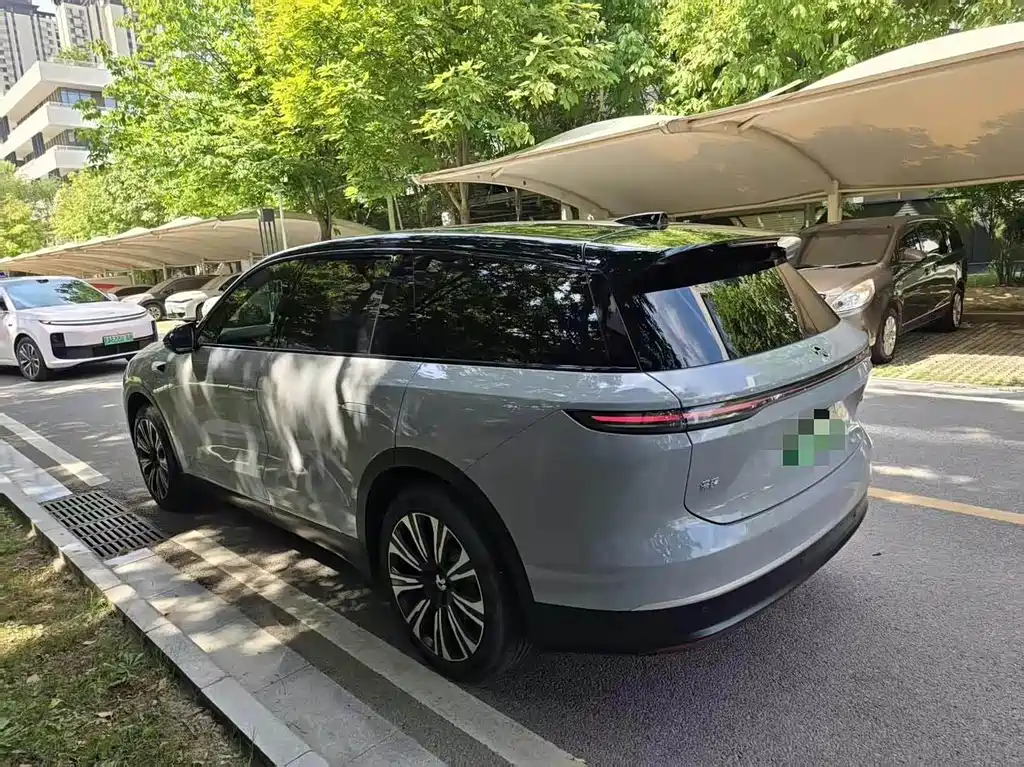 NIO ES8 — миниатюра 9