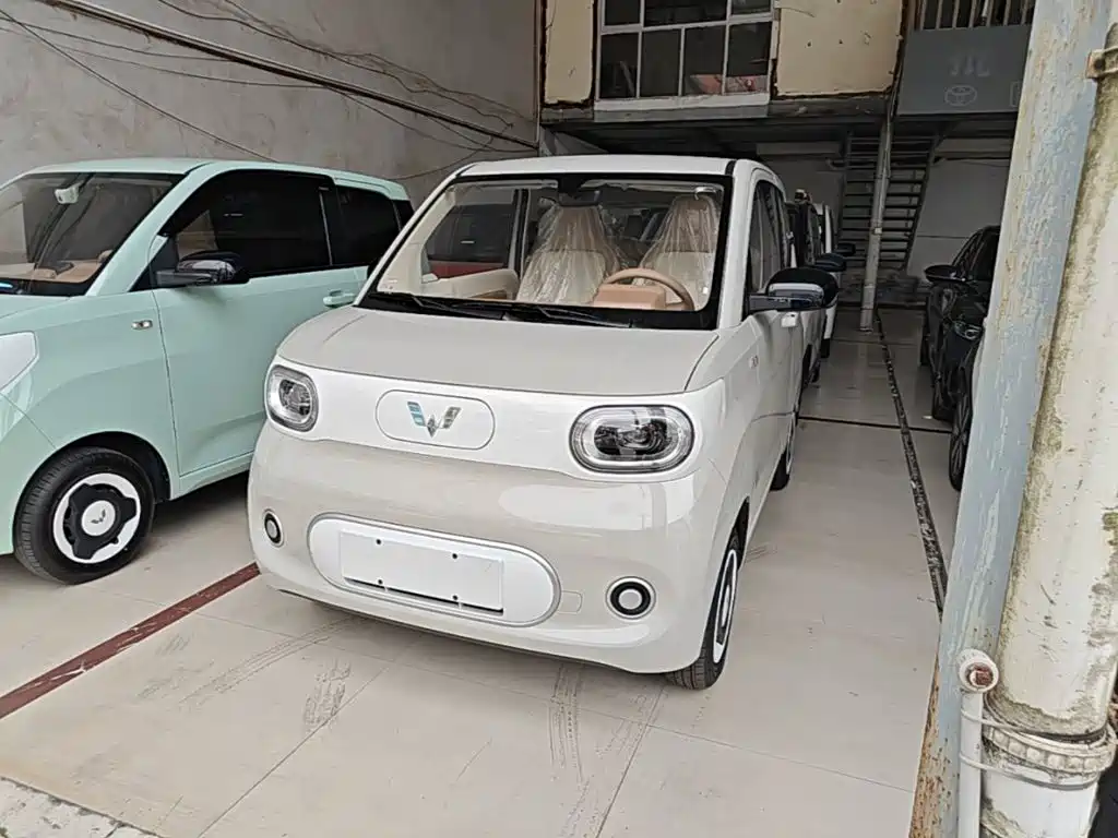 Wuling MINIEV — миниатюра 2