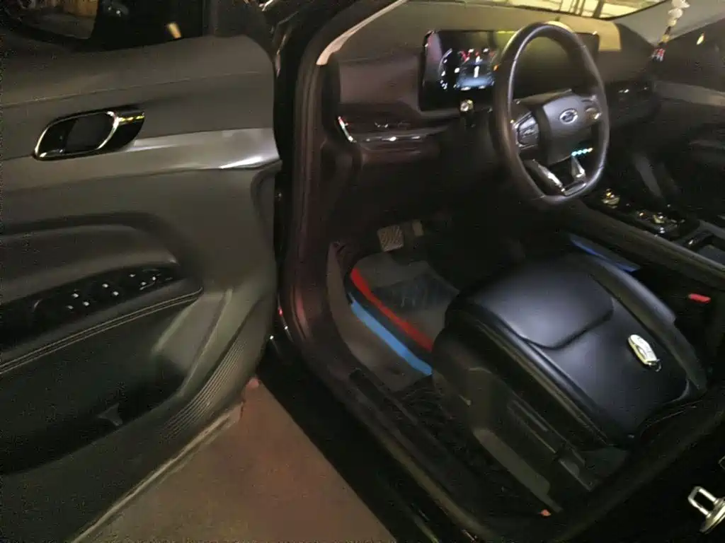 Ford Equator Sport — миниатюра 21