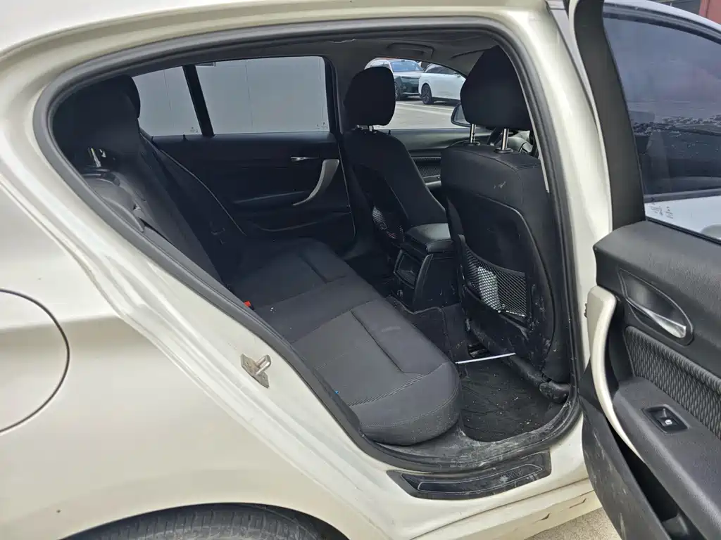 BMW 1 Series (Import) — миниатюра 9