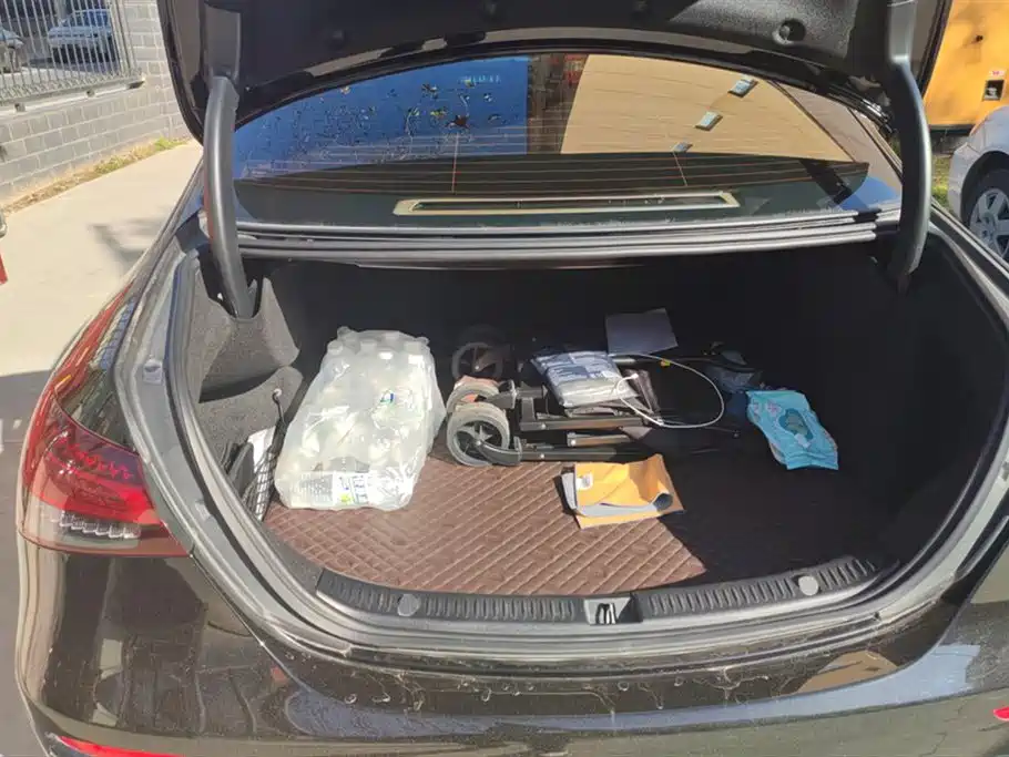 Mercedes-Benz E-Class E 2023 E 300 L Luxury