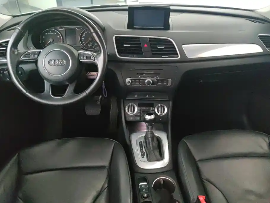 Audi Q3 — миниатюра 12