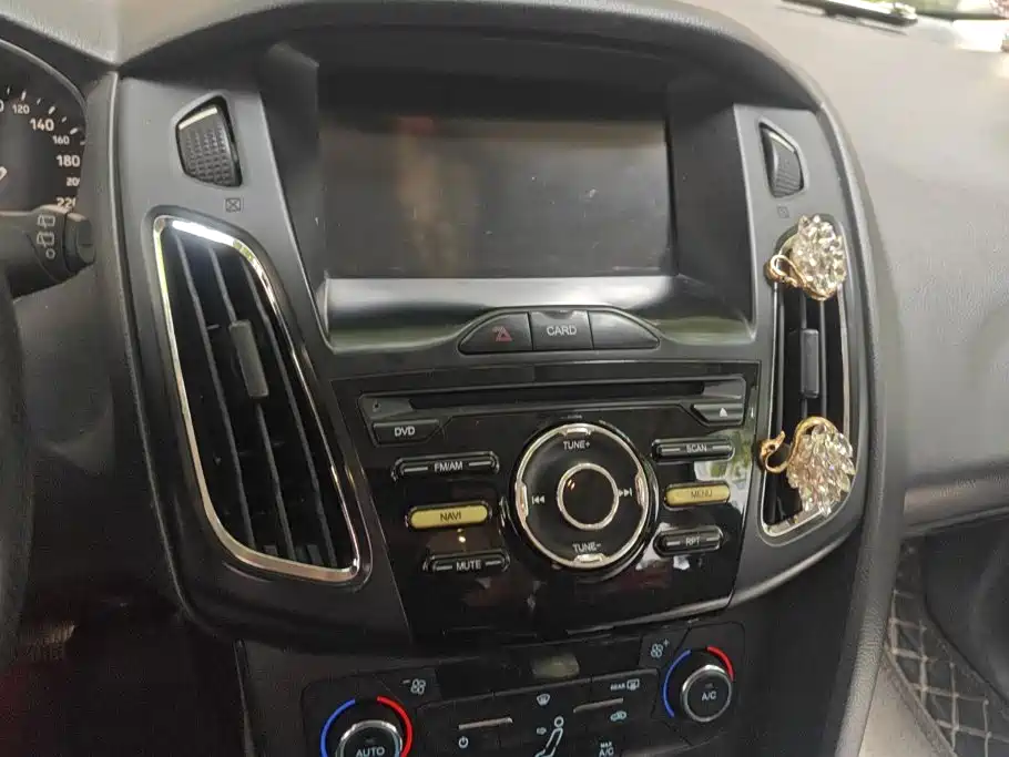 Ford Focus — миниатюра 12