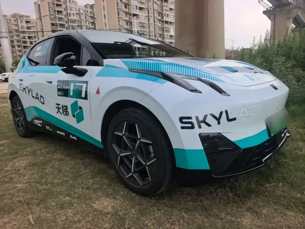 Lynk & Co Z20 — миниатюра 4