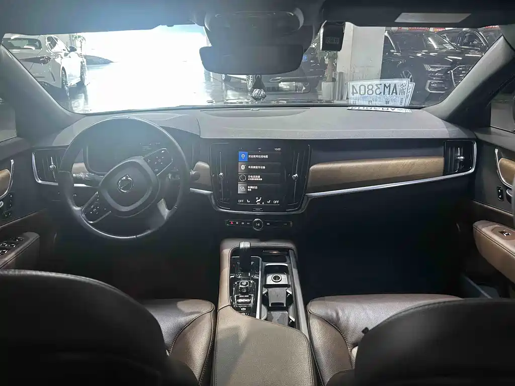 Volvo S90 — миниатюра 7