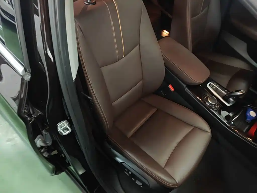 BMW X4 — миниатюра 25