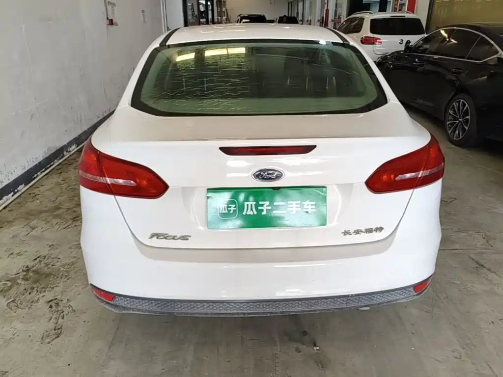 Ford Focus — миниатюра 6