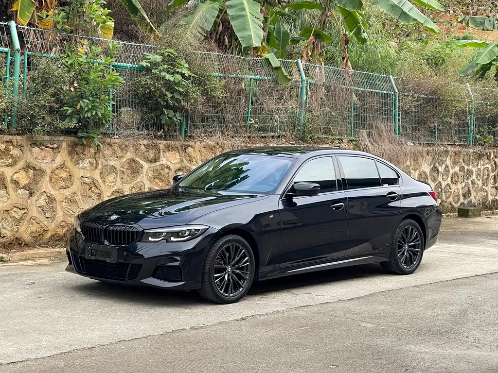 BMW 3 Series 2022