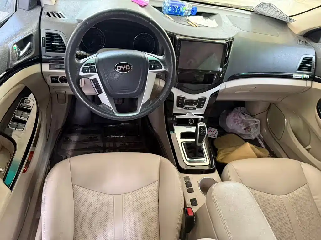 BYD e5 — миниатюра 5