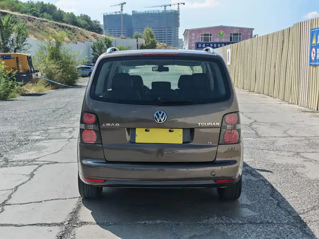 Volkswagen Touran — миниатюра 8