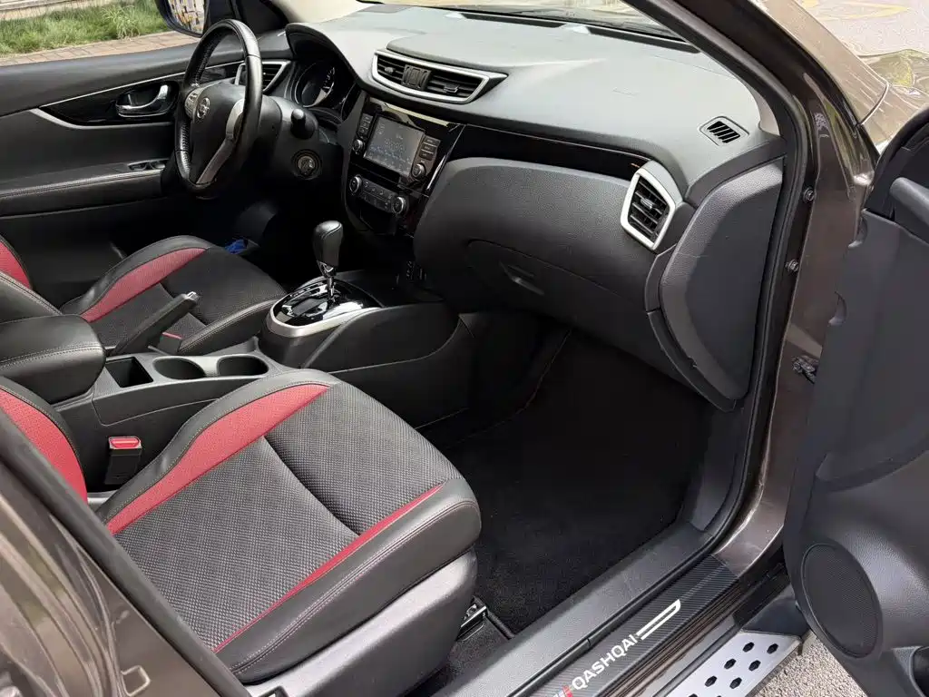 Nissan Qashqai — миниатюра 8