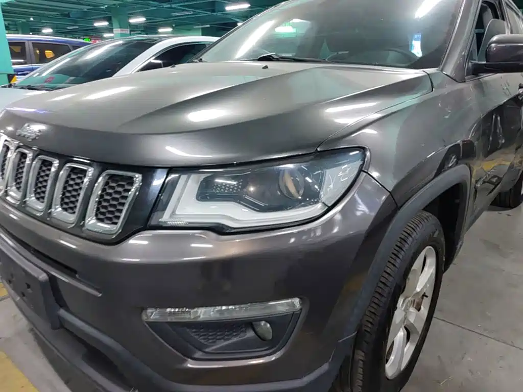 Jeep Compass — миниатюра 24