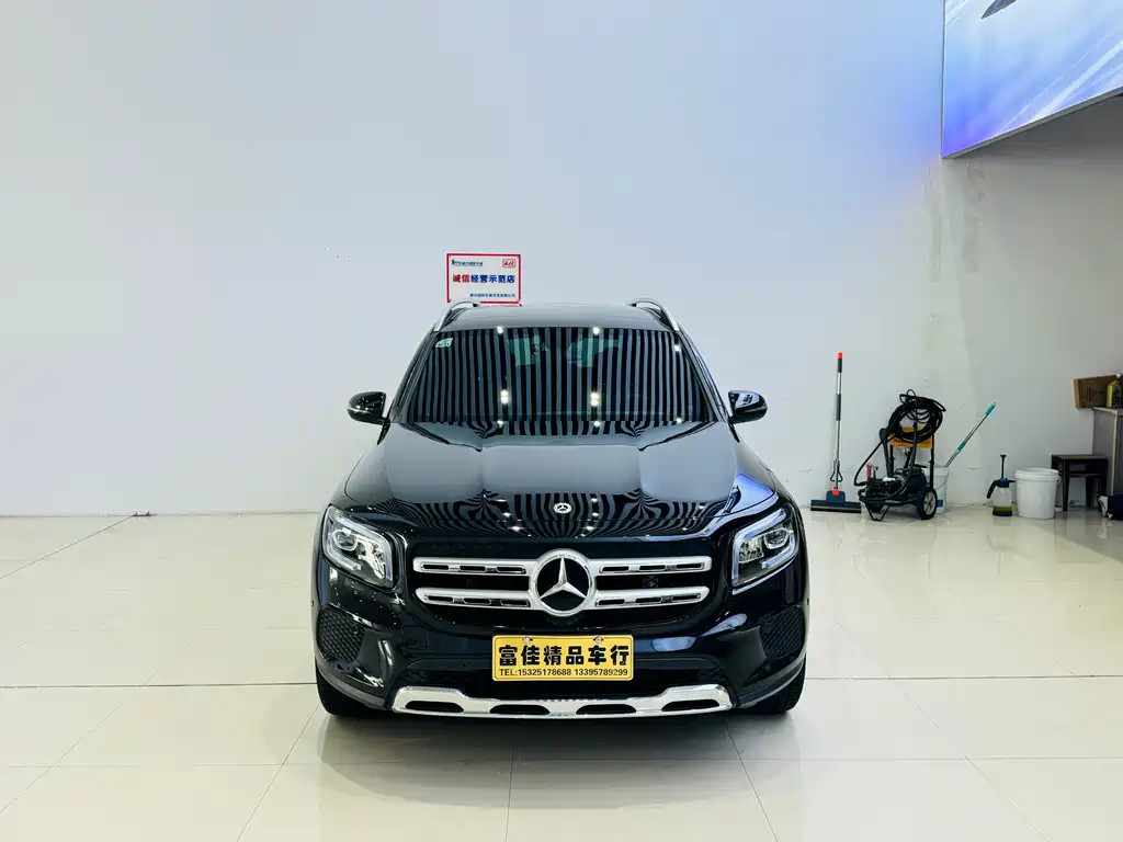 Mercedes-Benz GLB — миниатюра 2