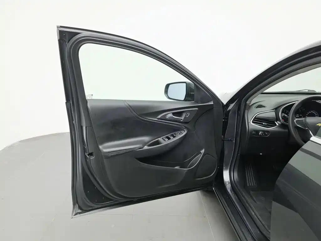 Chevrolet Malibu XL — миниатюра 8