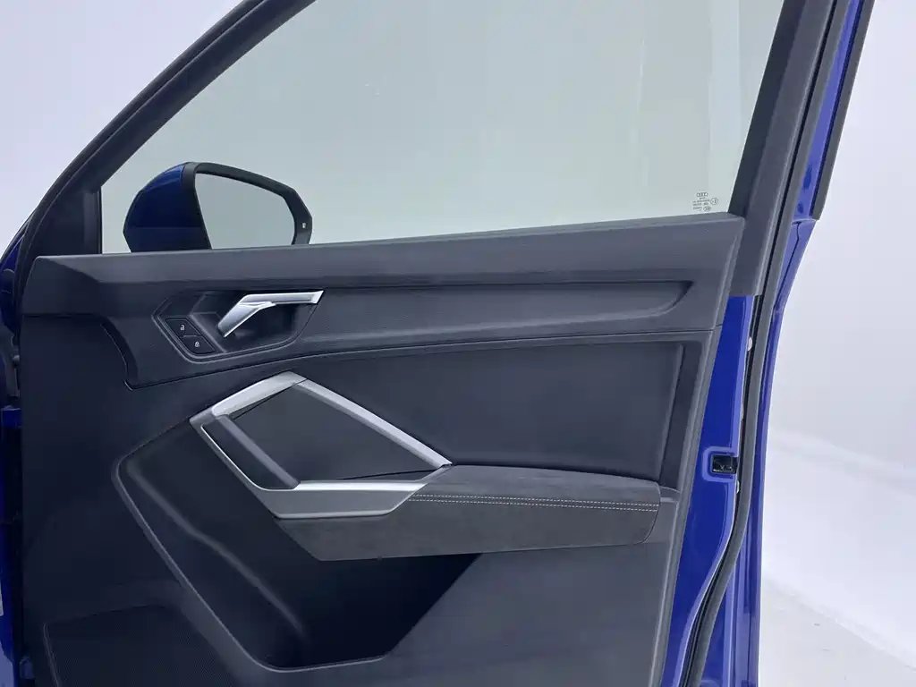 Audi Q3 — миниатюра 28
