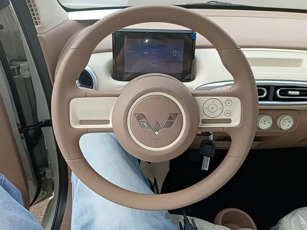 Wuling MINIEV — миниатюра 11