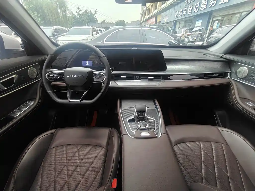 Chery Tiggo 8 — миниатюра 6