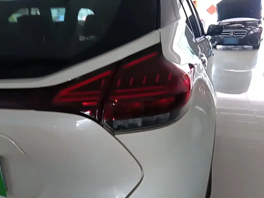 Nissan Kicks — миниатюра 8