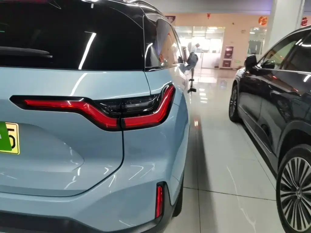 NIO ES6 — миниатюра 8