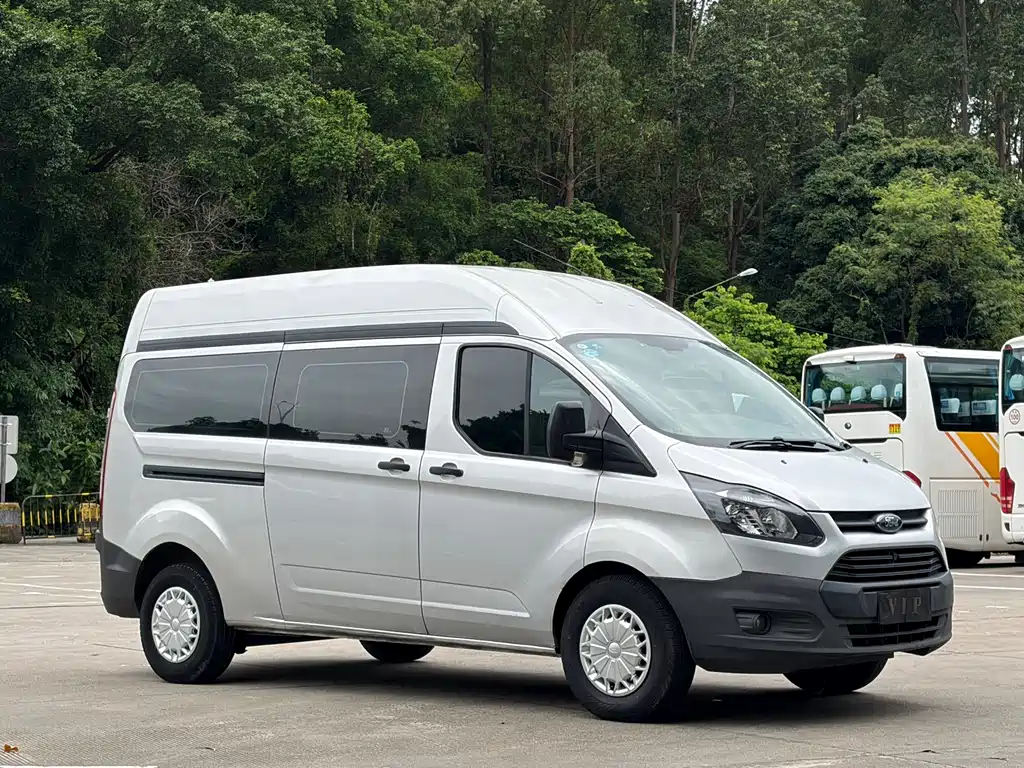 Ford Transit — миниатюра 3