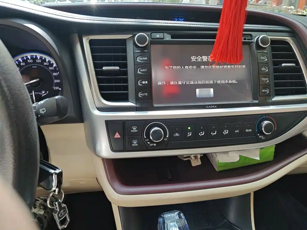 Toyota Highlander — миниатюра 6
