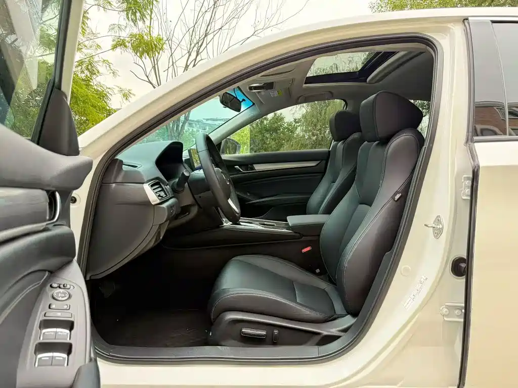 Honda Accord — миниатюра 5