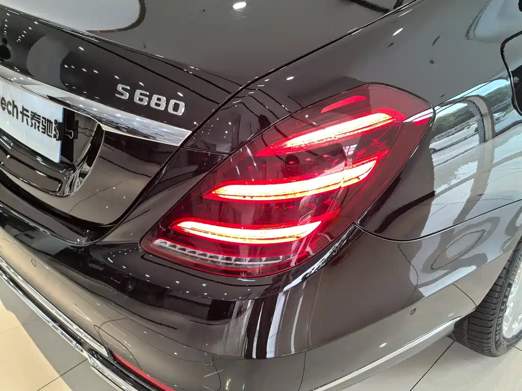 Mercedes-Benz S-Class — миниатюра 28