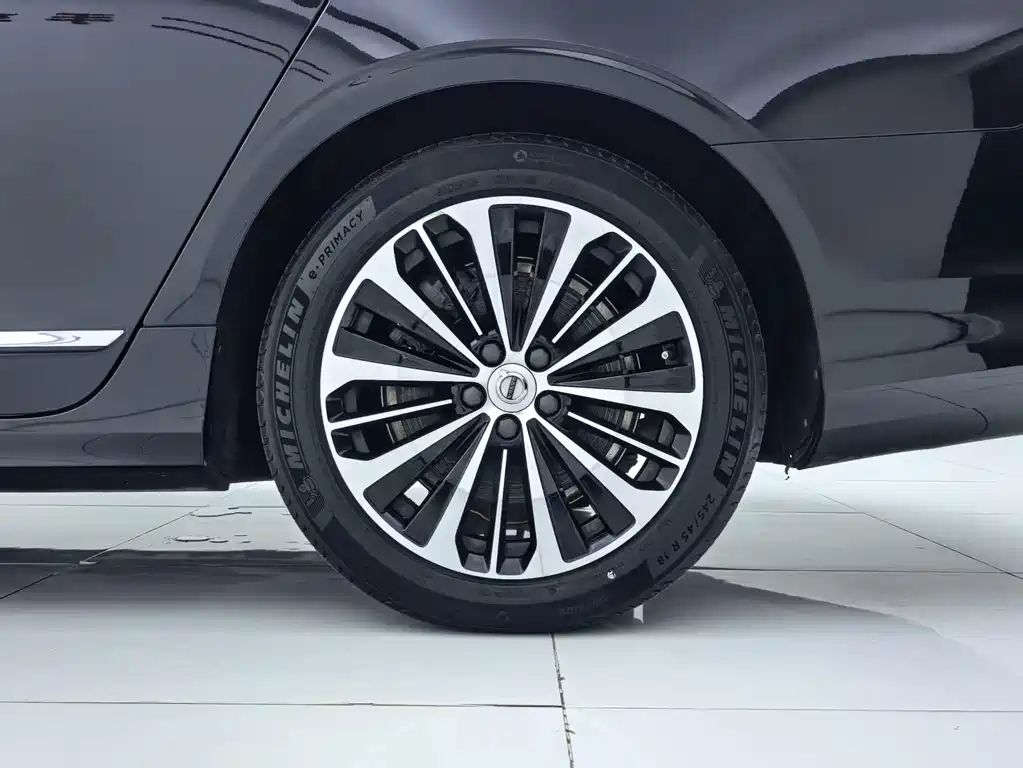 Volvo S90 — миниатюра 28