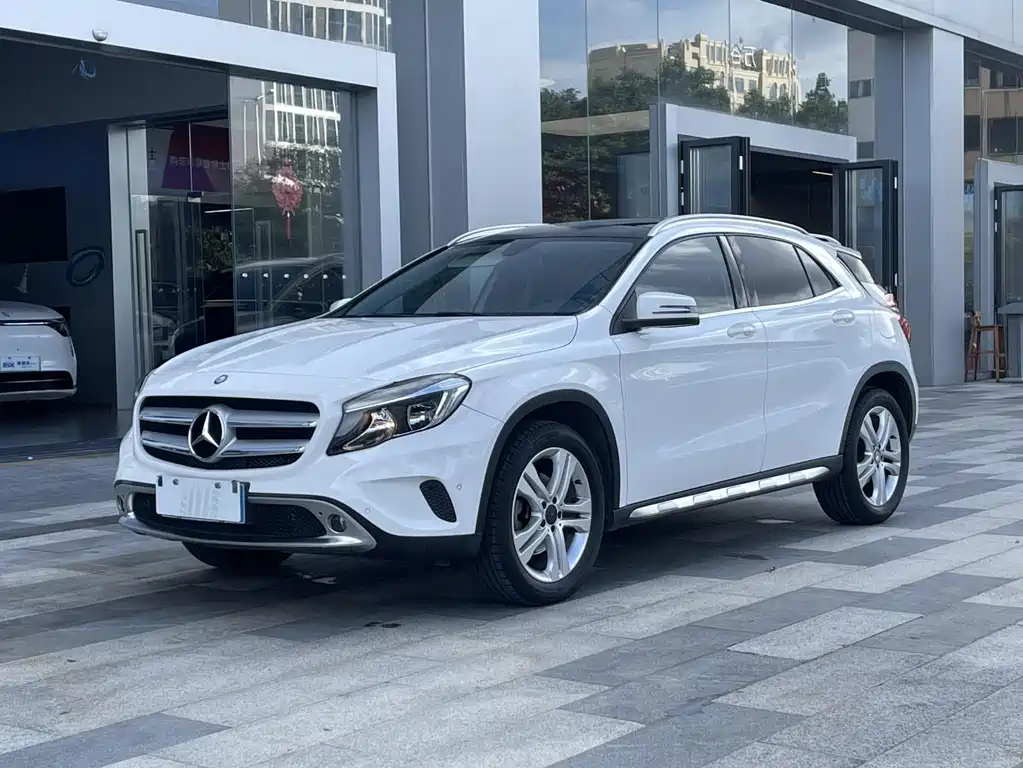 Mercedes-Benz GLA — миниатюра 19