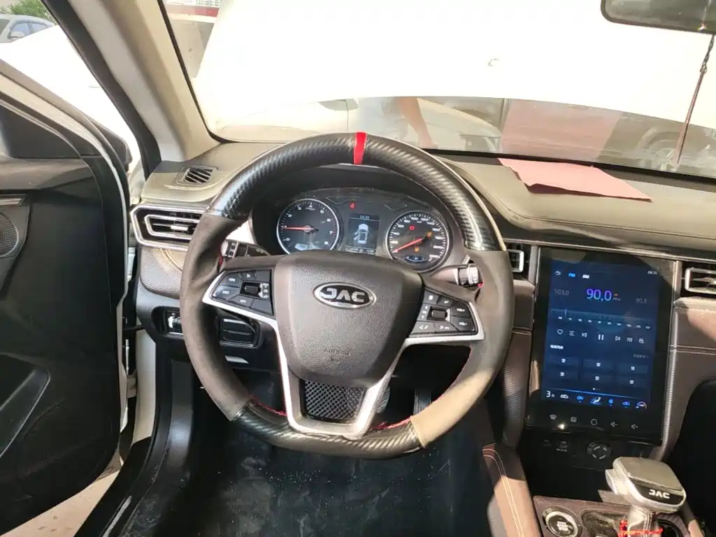 JAC A5 — миниатюра 11