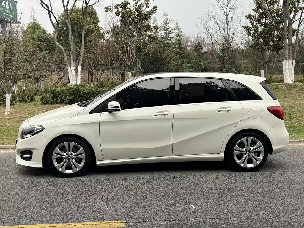 Mercedes-Benz B-Class — миниатюра 4
