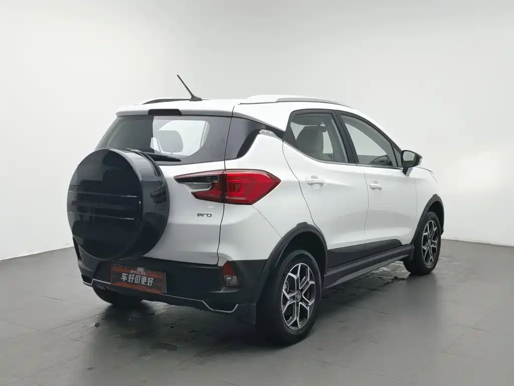 BYD Yuan Pro — миниатюра 2