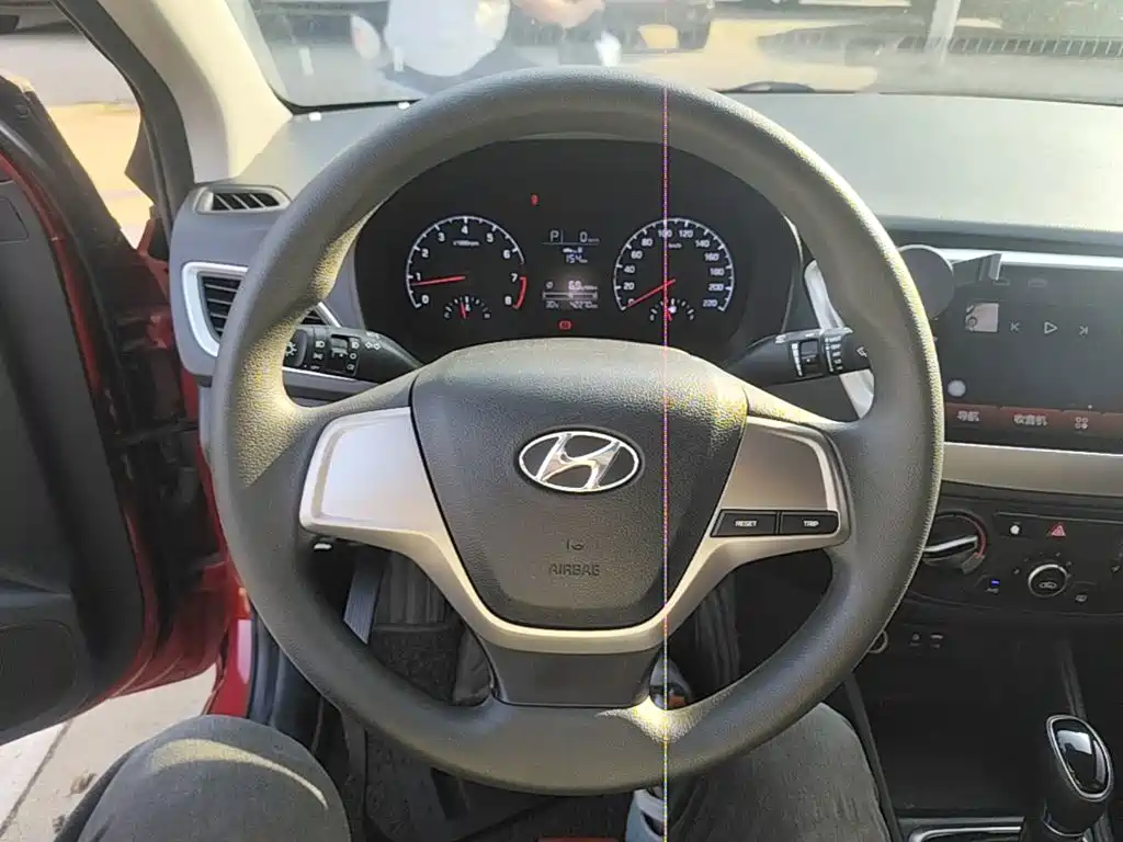 Hyundai Verna — миниатюра 11
