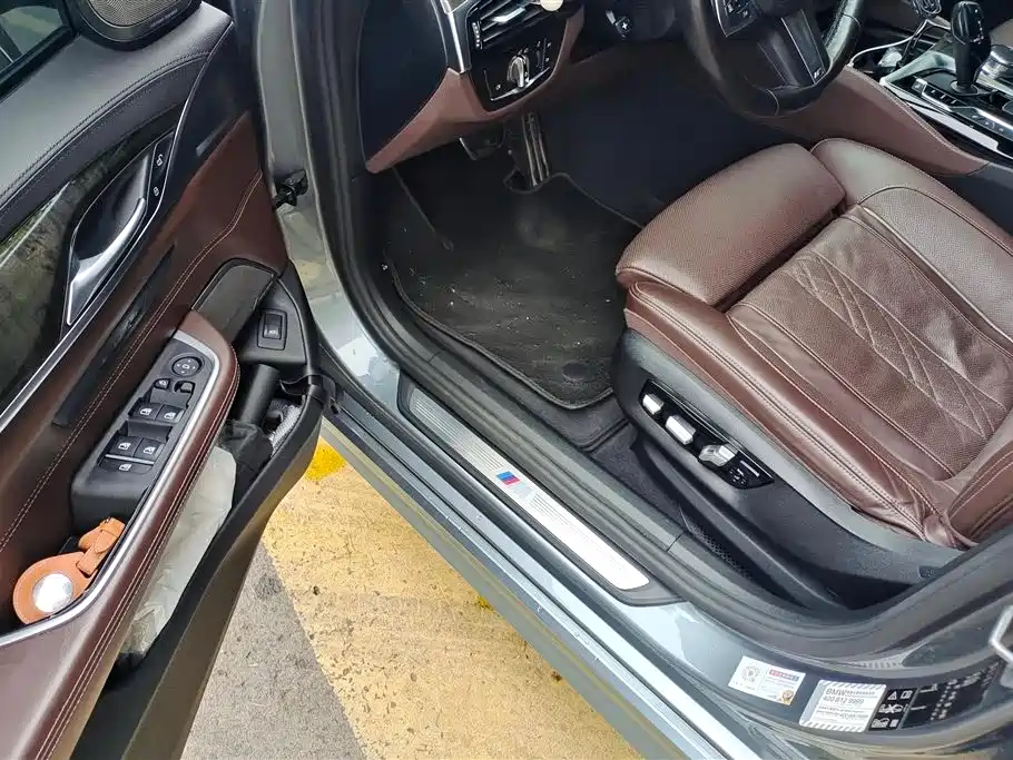 BMW 6 GT 2018 640i xDrive M Sport