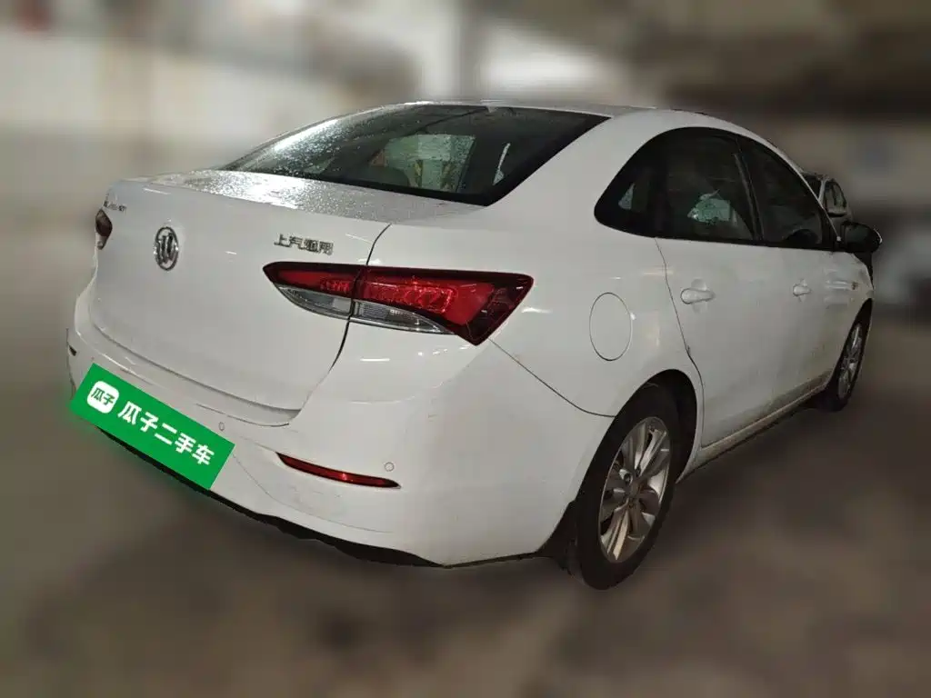 Buick Excelle — миниатюра 4