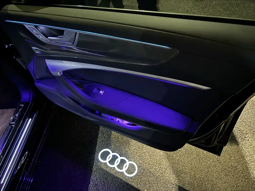 Audi A6L 2023 45 TFSI