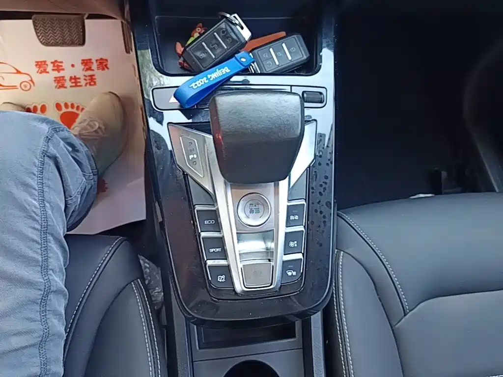 BYD Yuan EV — миниатюра 14