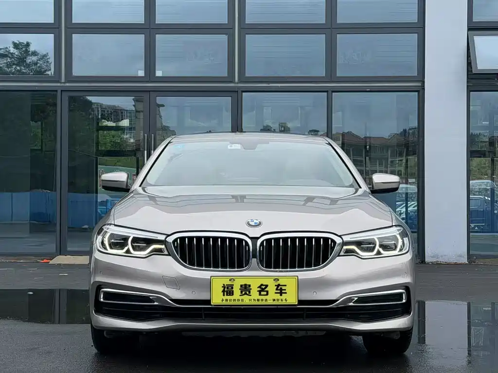 BMW 5 Series — миниатюра 2